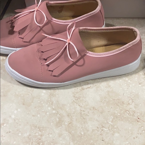 Shoes - Picture 2 of 2